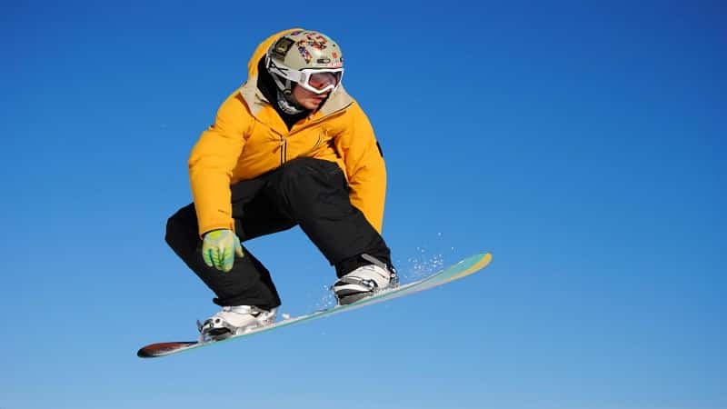 How to Go Fast on a Snowboard