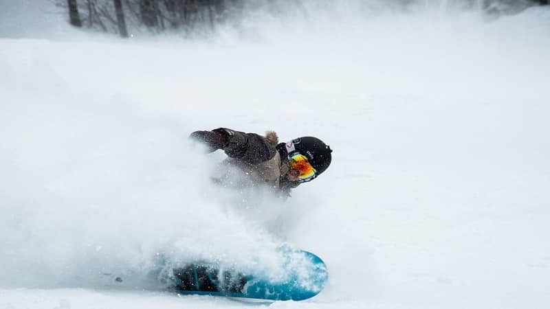 A guide to waxing your snowboard